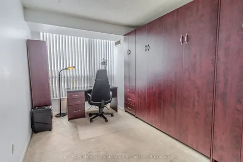 12 Laurelcrest Street Brampton ON L6S 5Y4