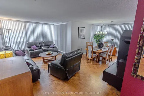 12 Laurelcrest Street Brampton ON L6S 5Y4