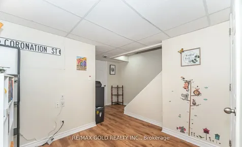 26 Flemington Drive Caledon ON L7C 1B5