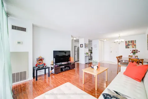 25 Trailwood Drive Mississauga ON L4Z 3K9
