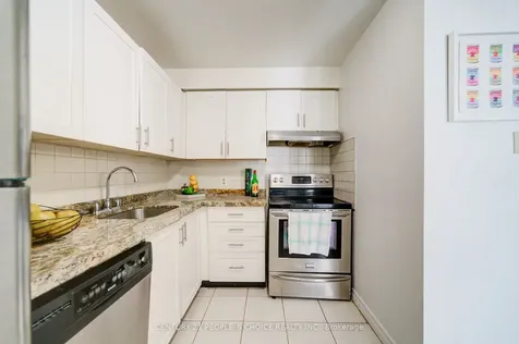 25 Trailwood Drive Mississauga ON L4Z 3K9