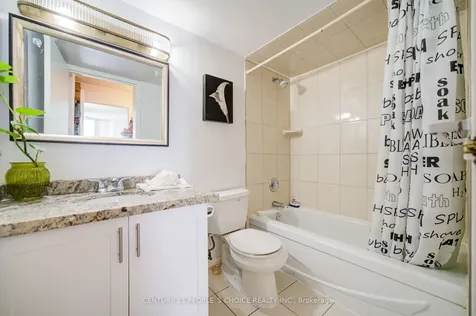 25 Trailwood Drive Mississauga ON L4Z 3K9