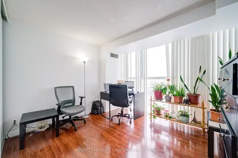 25 Trailwood Drive Mississauga ON L4Z 3K9