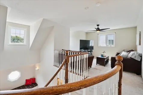 105 River Glen Boulevard Oakville ON L6H 5Z5