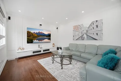 43 Decorso Drive Brampton ON L6P 3Y3