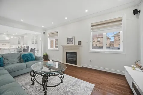 43 Decorso Drive Brampton ON L6P 3Y3