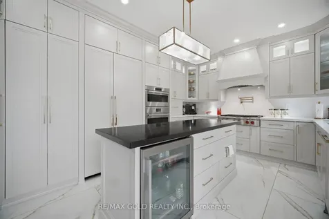 43 Decorso Drive Brampton ON L6P 3Y3