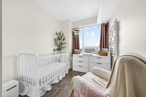 297 Oak Walk Drive Oakville ON L6H 3R6