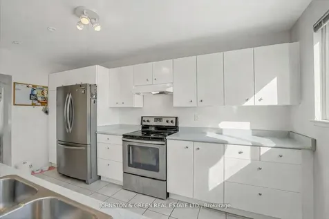 1732 Oberon Crescent Mississauga ON L4X 2K8