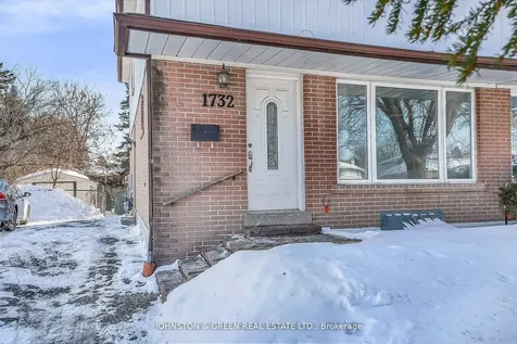 1732 Oberon Crescent Mississauga ON L4X 2K8
