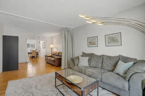 1732 Oberon Crescent Mississauga ON L4X 2K8