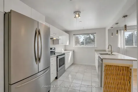 1732 Oberon Crescent Mississauga ON L4X 2K8