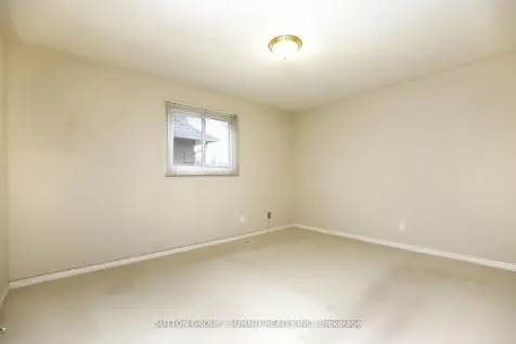 2654 Ambercroft Trail Mississauga ON L5M 4K1