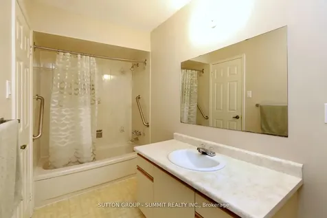2654 Ambercroft Trail Mississauga ON L5M 4K1
