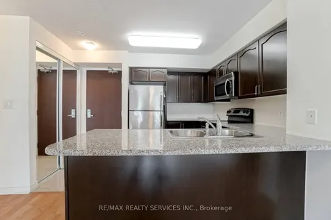335 Rathburn Road W Mississauga ON L5B 0C8