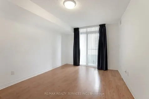 335 Rathburn Road W Mississauga ON L5B 0C8