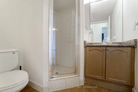 335 Rathburn Road W Mississauga ON L5B 0C8