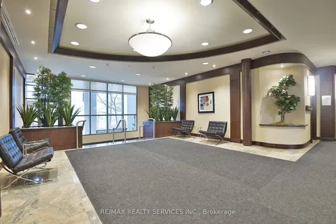 335 Rathburn Road W Mississauga ON L5B 0C8