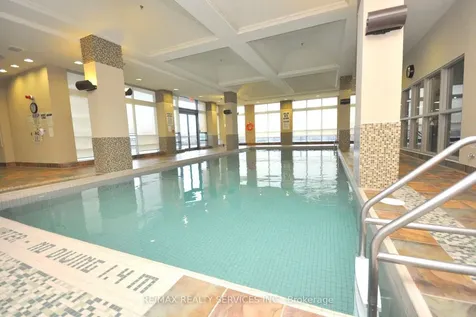 335 Rathburn Road W Mississauga ON L5B 0C8