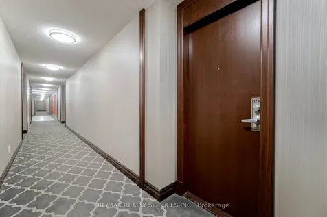 335 Rathburn Road W Mississauga ON L5B 0C8
