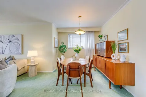 270 Wellesworth Drive Toronto ON M9C 4S7