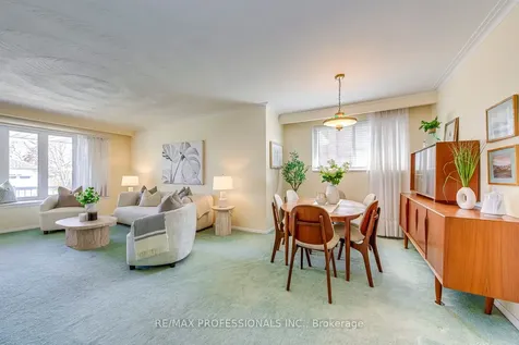270 Wellesworth Drive Toronto ON M9C 4S7