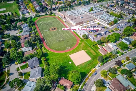 270 Wellesworth Drive Toronto ON M9C 4S7
