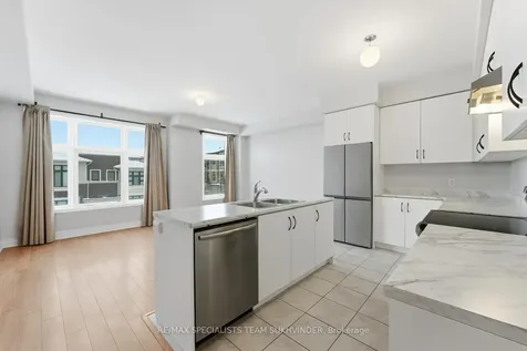 8 Tarmola Park Court Toronto ON M9L 0A6
