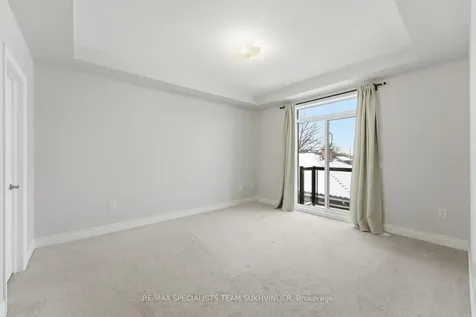 8 Tarmola Park Court Toronto ON M9L 0A6