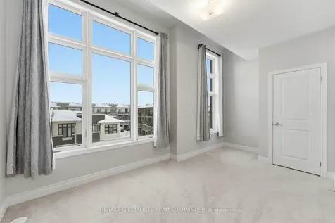 8 Tarmola Park Court Toronto ON M9L 0A6