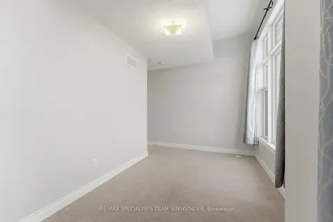 8 Tarmola Park Court Toronto ON M9L 0A6