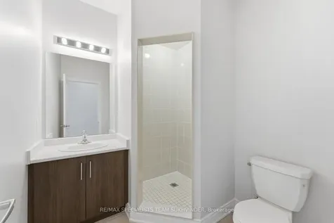 8 Tarmola Park Court Toronto ON M9L 0A6