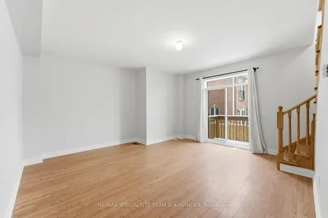 8 Tarmola Park Court Toronto ON M9L 0A6