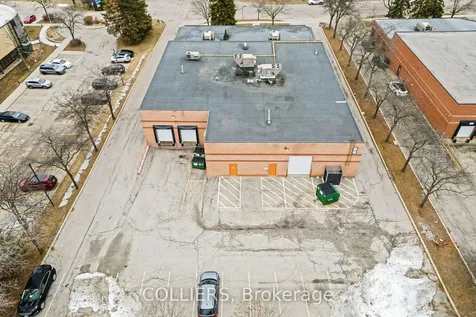 7305 Rapistan Court Mississauga ON L5N 5Z4