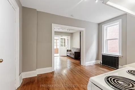 115 Mavety Street Toronto ON M6P 2L8