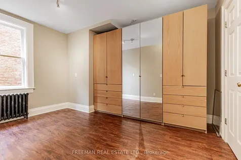 115 Mavety Street Toronto ON M6P 2L8