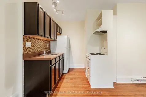 115 Mavety Street Toronto ON M6P 2L8