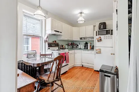 115 Mavety Street Toronto ON M6P 2L8