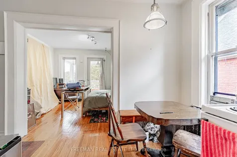 115 Mavety Street Toronto ON M6P 2L8