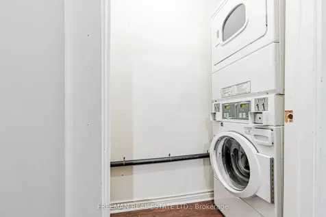 115 Mavety Street Toronto ON M6P 2L8