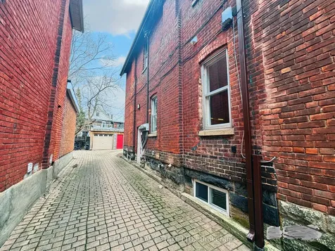 115 Mavety Street Toronto ON M6P 2L8