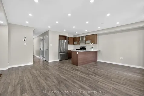 94 Golden Springs Drive Brampton ON L7A 0C7