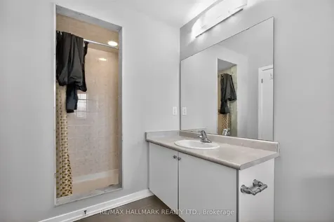 94 Golden Springs Drive Brampton ON L7A 0C7