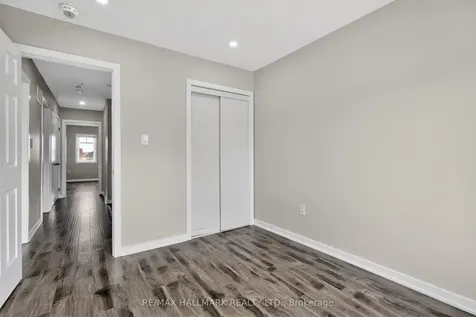 94 Golden Springs Drive Brampton ON L7A 0C7