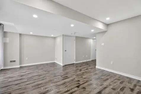 94 Golden Springs Drive Brampton ON L7A 0C7