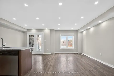 94 Golden Springs Drive Brampton ON L7A 0C7