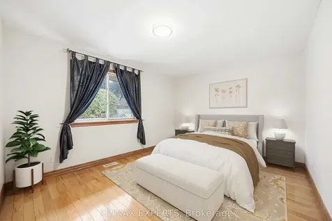 63 Riverside Drive Toronto ON M9L 1J2