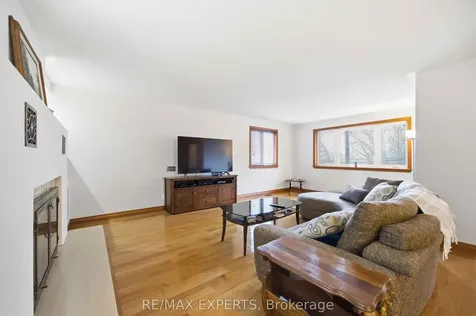 63 Riverside Drive Toronto ON M9L 1J2