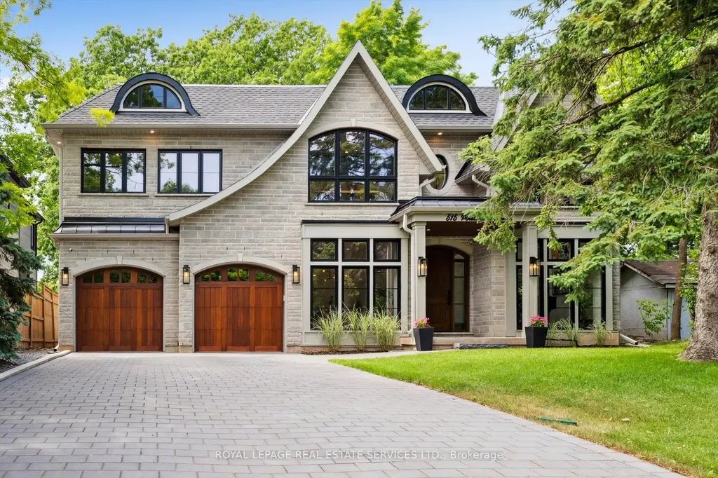 515 Pineland Avenue Oakville ON L6K 1Z9