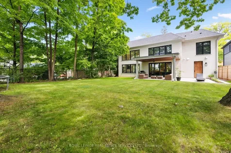 515 Pineland Avenue Oakville ON L6K 1Z9